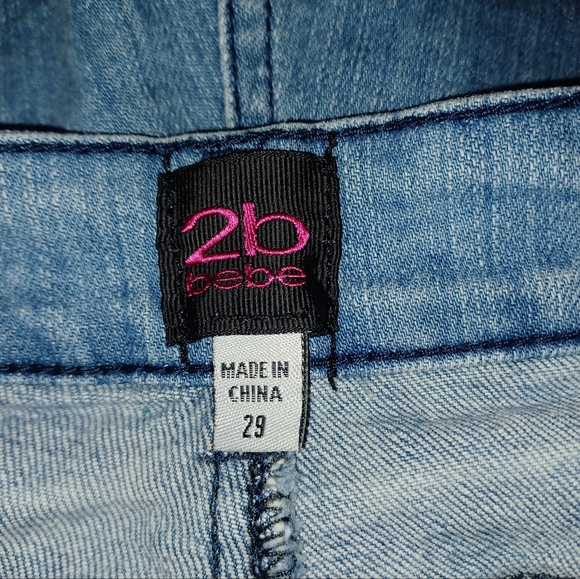 Bebe Distressed Mini Jean Shorts - Picture 4 of 4